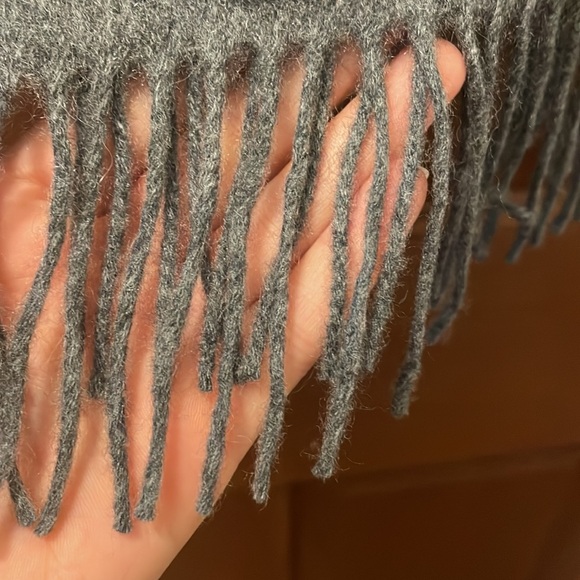 100% CASHMERE SCARF - Picture 3 of 4